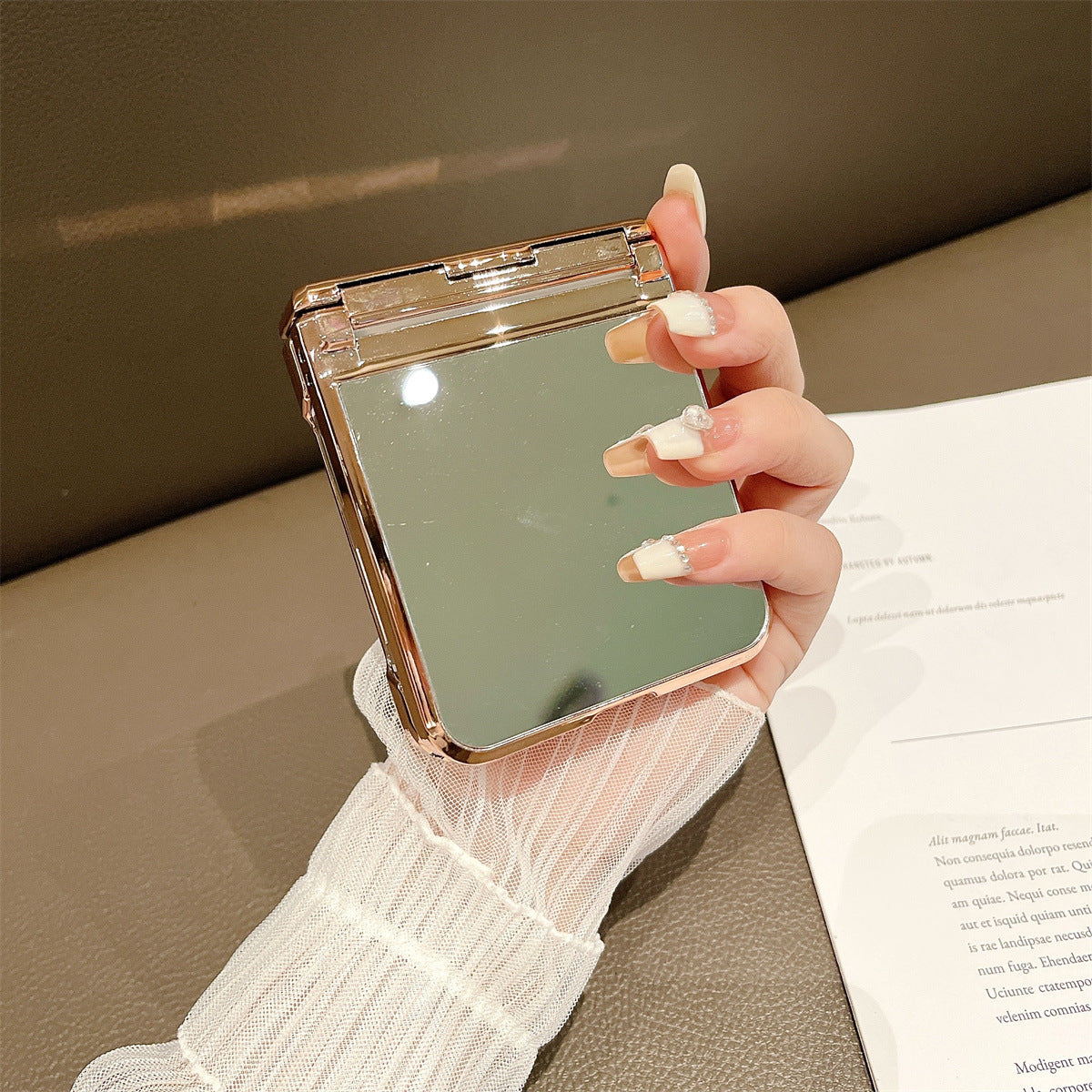 For Samsung ZFlip3/4 Folding Screen Electroplated Light Luxury Protective Case